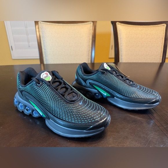 New Nike Air Max DN Black Green Sneaker Shoes Size US 6.5